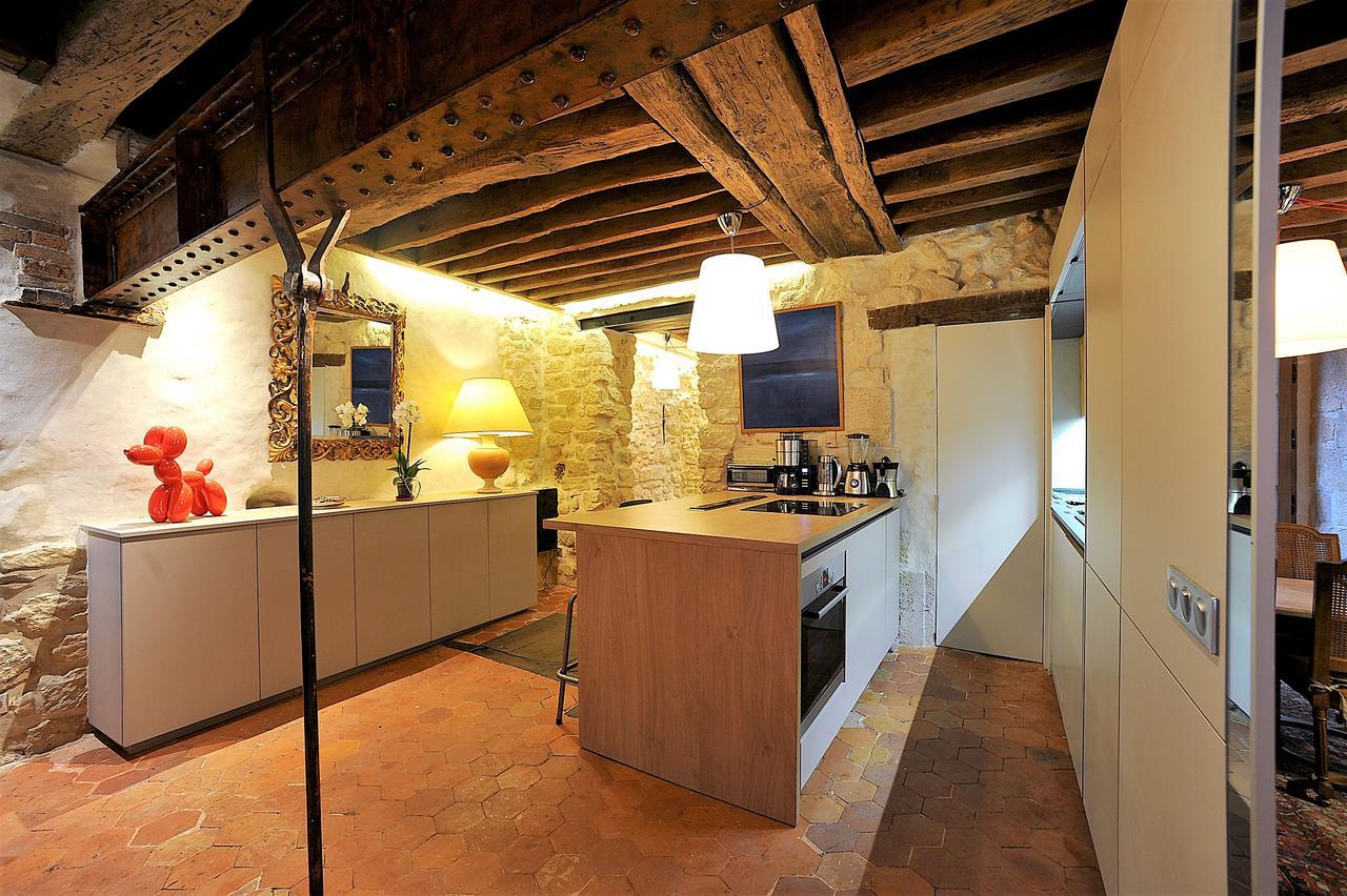 Appartamento Beautiful In Historical Marais *